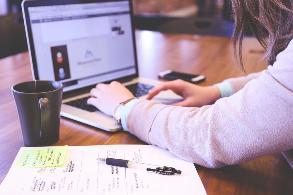 Optimiser la présence en ligne pour renforcer la visibilité d'entreprise